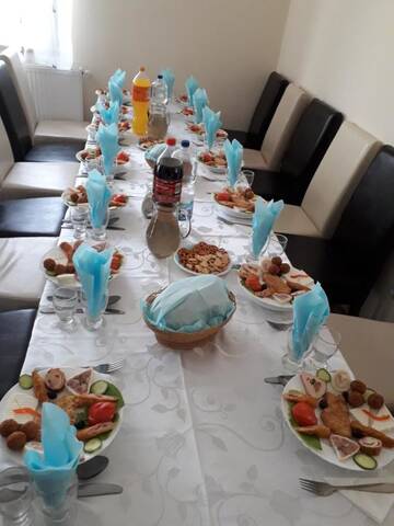 Фотографии Отели типа «постель и завтрак» Pensiunea Agroturistică Șamșud ,,Vănătorul" г. Şamşud (Румыния) №3 Фото Отели типа «постель и завтрак» Pensiunea Agroturistică Șamșud ,,Vănătorul" г. Şamşud 3